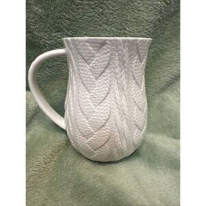 Barnes & Noble Mug White Pitcher Shaped Cable Knit 16 oz Coffee Tea Winter Cozy